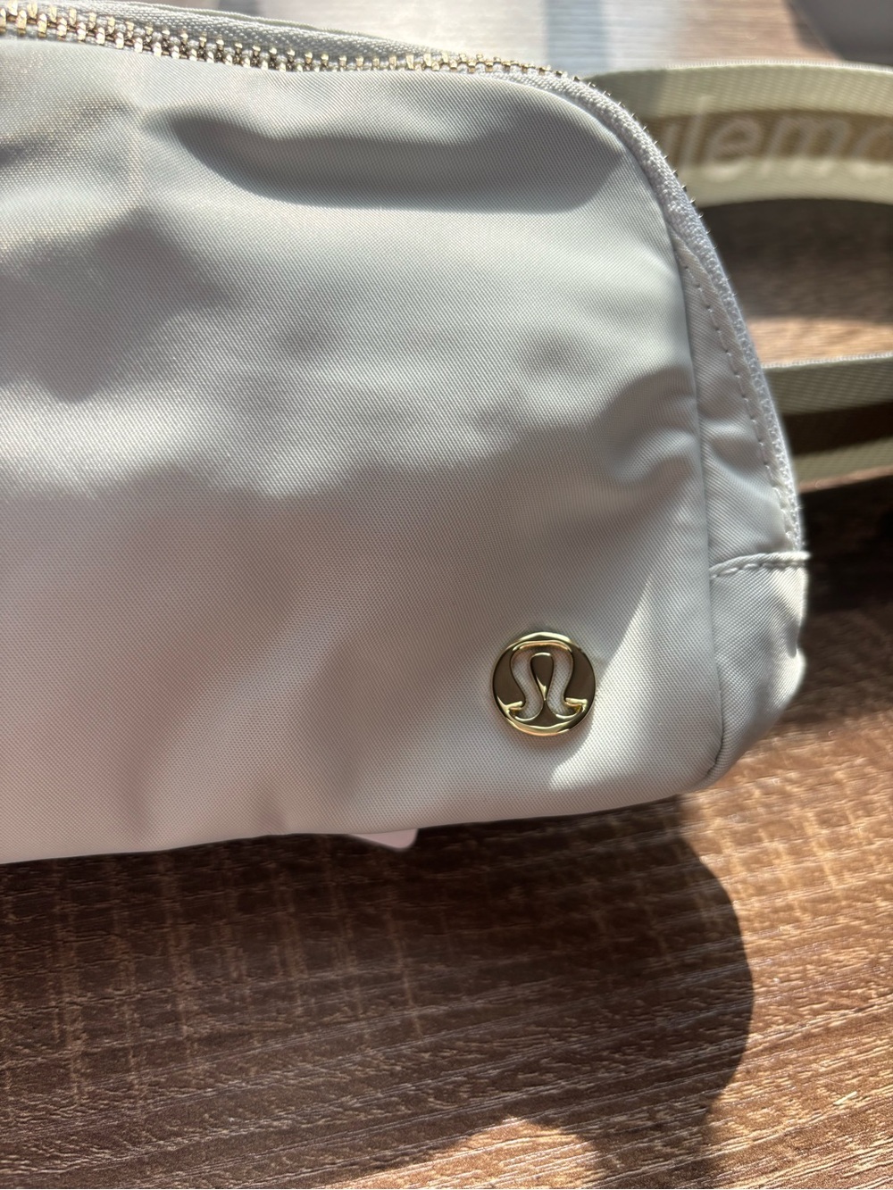 NWT Lululemon Everywhere Belt Bag - Picture 4 of 7